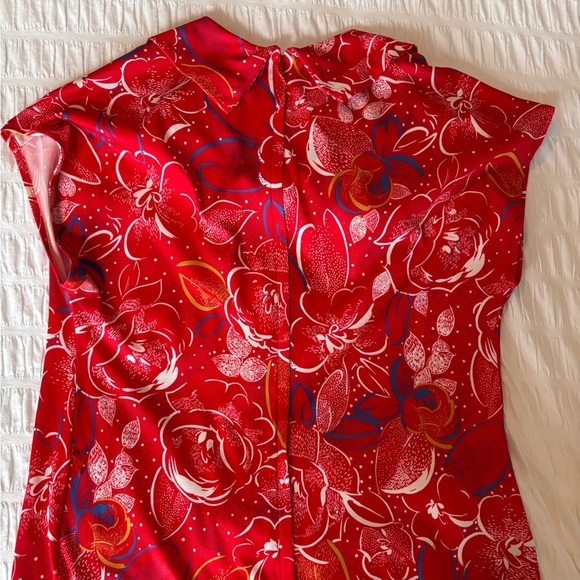 Vintage D’Allairds Red and White Ruffled Wrap Midi Sundress - Picture 15 of 15